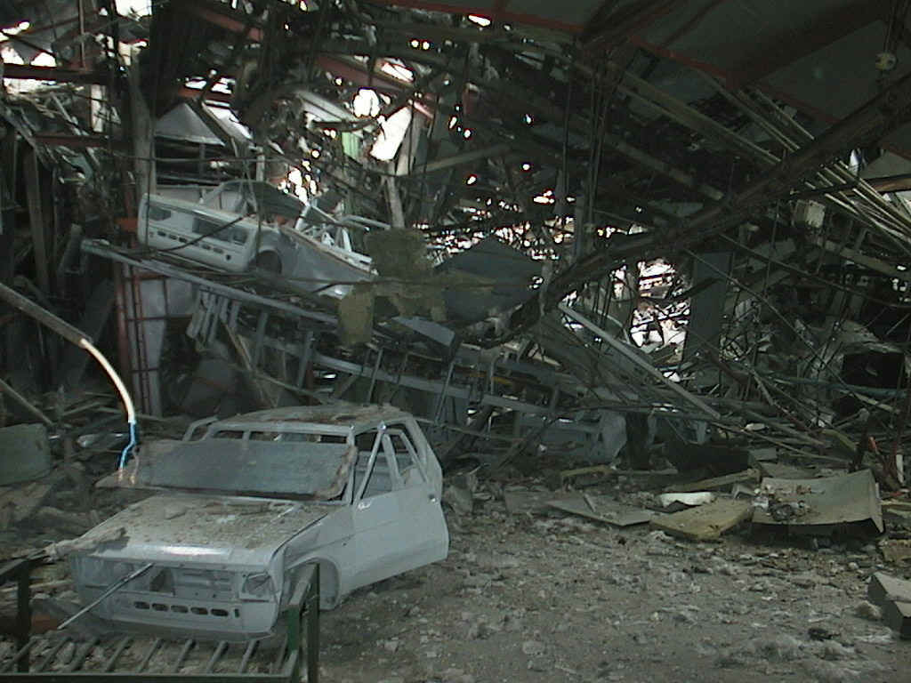 wpe18.jpg (85217 bytes)