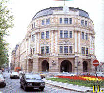 wpe19.jpg (10179 bytes)